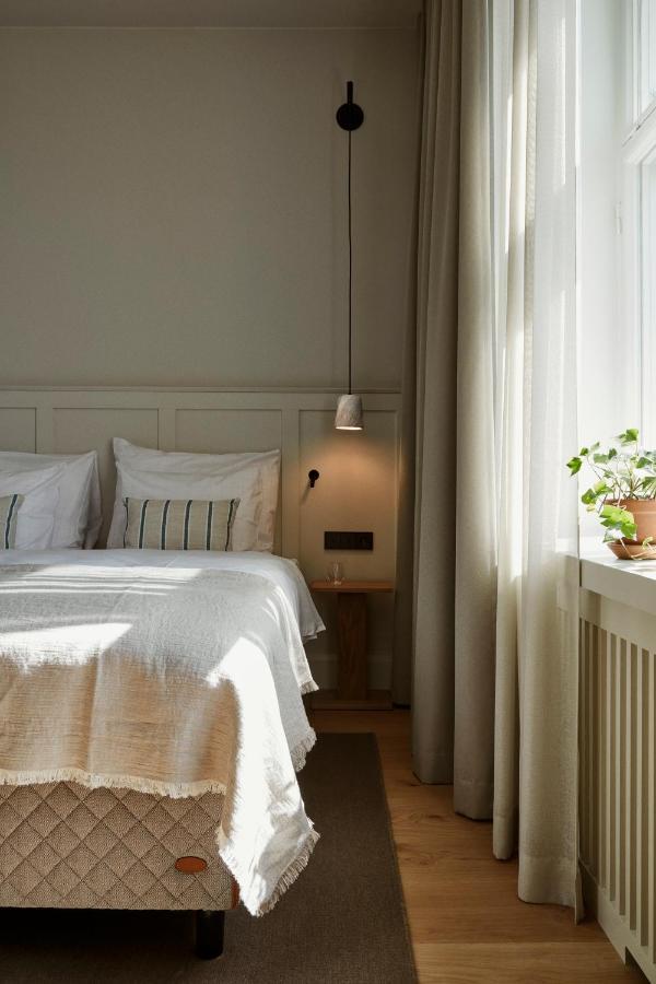 Runo Hotel Porvoo Extérieur photo A pendant light